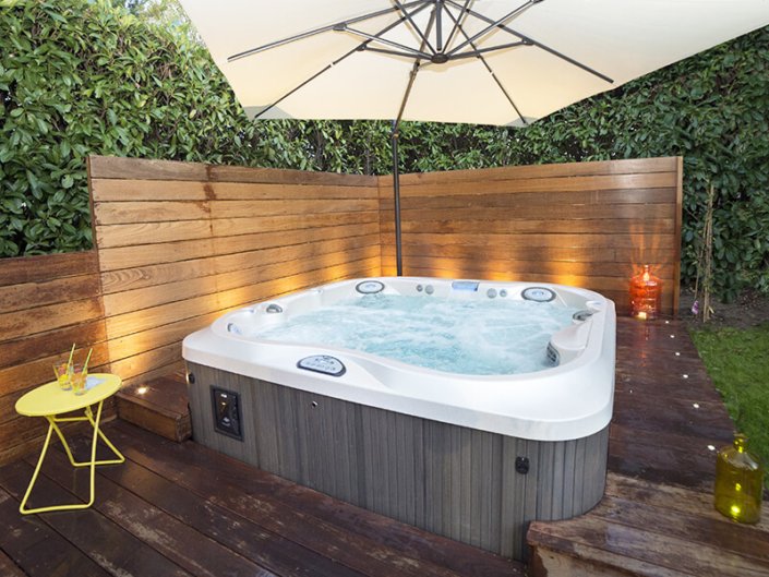 Spa Jacuzzi J-355 - Rêve de Piscine & Spa à Nantes Carquefou La Baule Loire Atlantique (44)