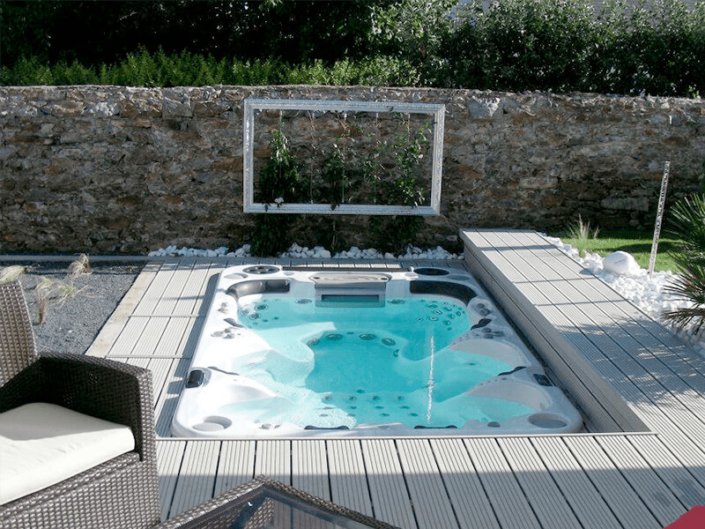 Spa Jacuzzi encastré à la Haie Fouassère - Rêve de Piscine & Spa à Nantes Carquefou La Baule Loire Atlantique (44)