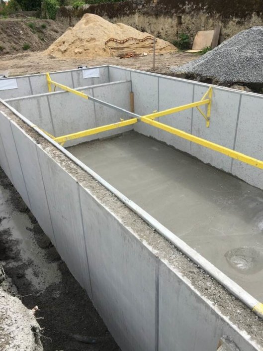 Réalisation d'un couloir de nage en béton armé dans le Pays de Retz - Rêve de Piscine & Spa Nantes Carquefou La Baule (44)