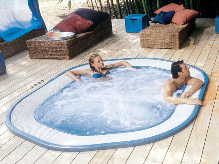 Spa Jacuzzi ® Gamme Pro - Rêve de Piscine & Spa à Nantes Carquefou La Baule Loire Atlantique (44)