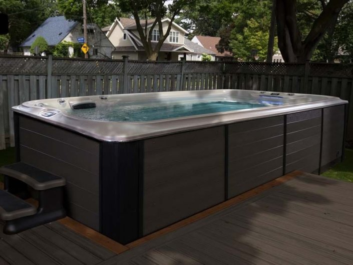 Spa de nage Jacuzzi ® Gamme Power Active 19 - Rêve de Piscine & Spa à Nantes Carquefou La Baule Loire Atlantique (44)
