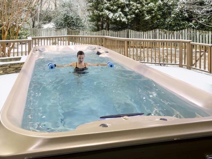 Spa de nage Jacuzzi ® Gamme Power Active - Rêve de Piscine & Spa à Nantes Carquefou La Baule Loire Atlantique (44)