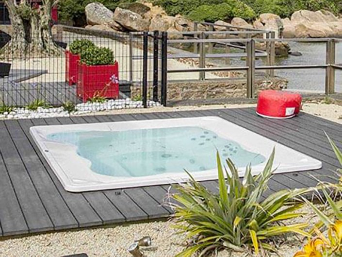 Virginia - Gamme Professionnelle - Spa Jacuzzi® Pro - Rêve de Piscine & Spa Nantes Carquefou La Baule (44)