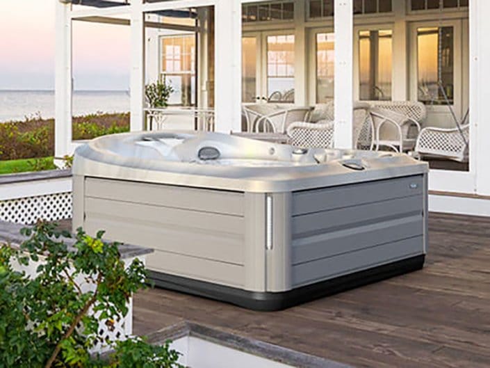 J-475 - Gamme J-400 - Spa Jacuzzi® - Rêve de Piscine & Spa Nantes Carquefou La Baule (44)